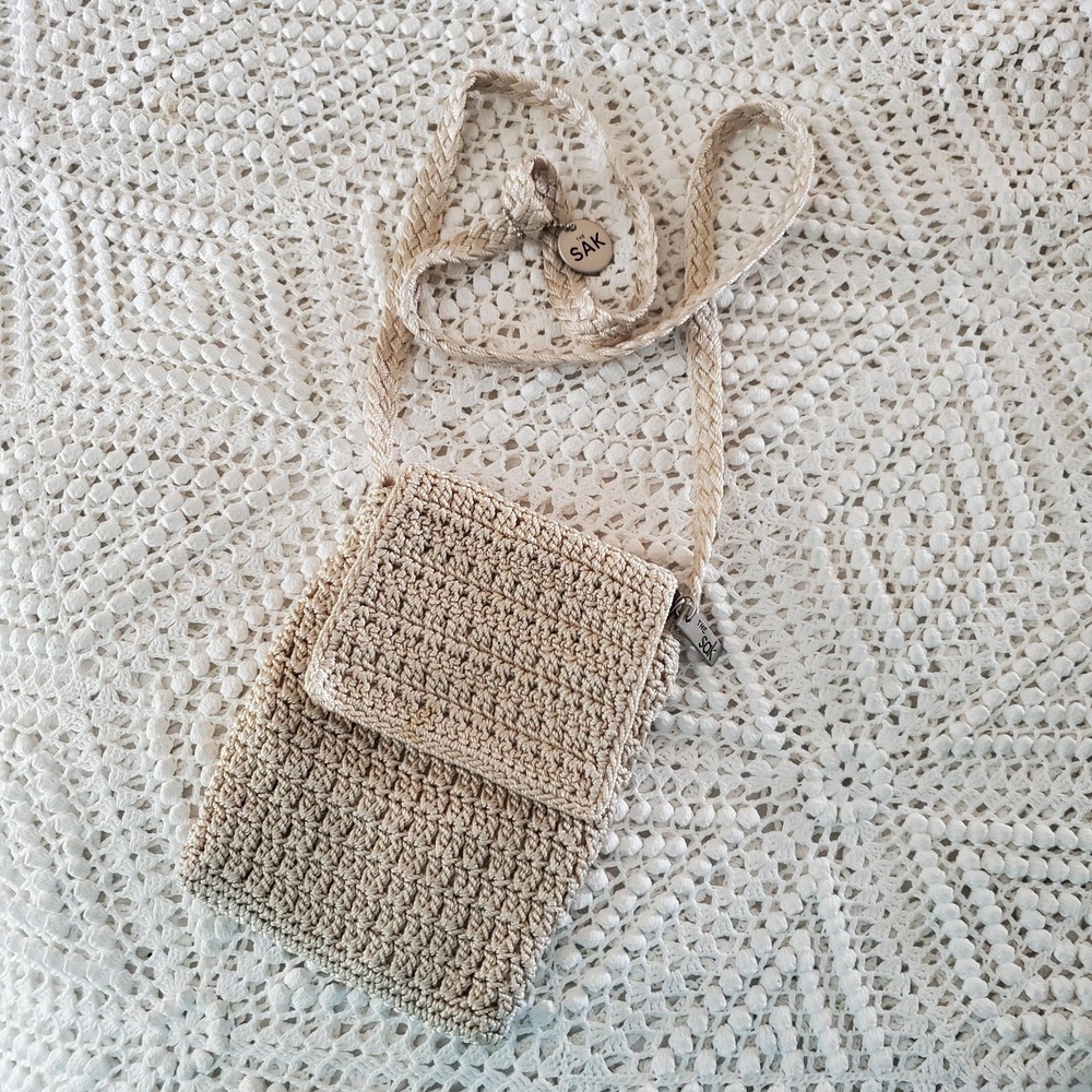 The Sak Crossbody Bag Womens Small Beige Crochet Knit Mini Zip Top Purse Travel